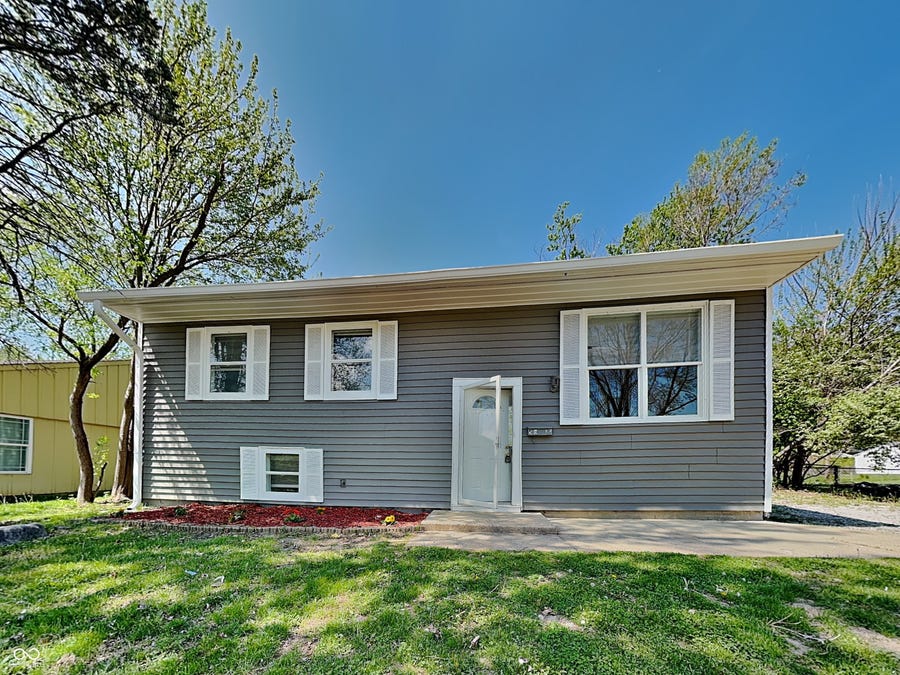 Property photo for 5614 Regency Drive, Indianapolis, IN