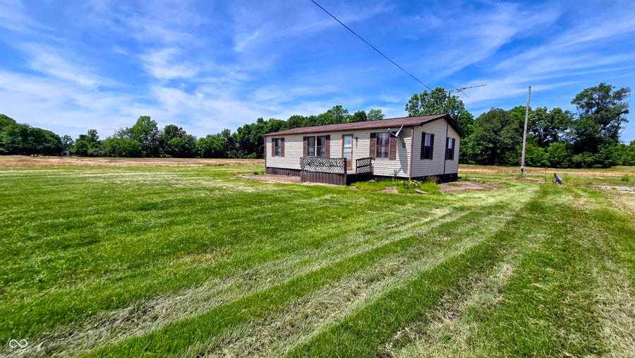 Property photo for 19205 Michigan Road, Marysville, IN