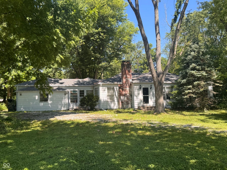 Property photo for 5924 Allisonville, Indianapolis, IN