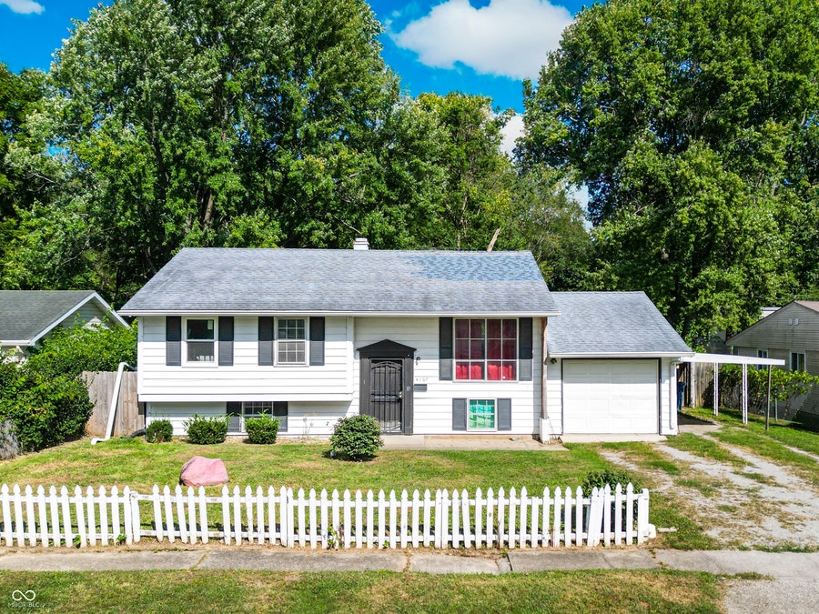 Property photo for 4107 Eisenhower Drive, Indianapolis, IN