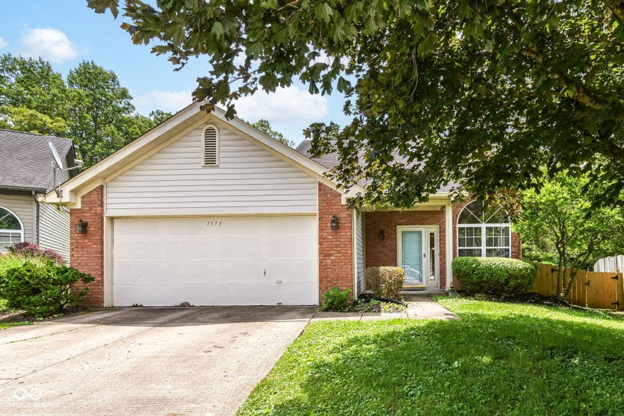 Property photo for 7573 Sycamore Grove Court, Indianapolis, IN