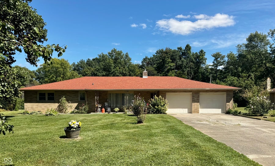 Property photo for 616 Vermillion Court, Anderson, IN