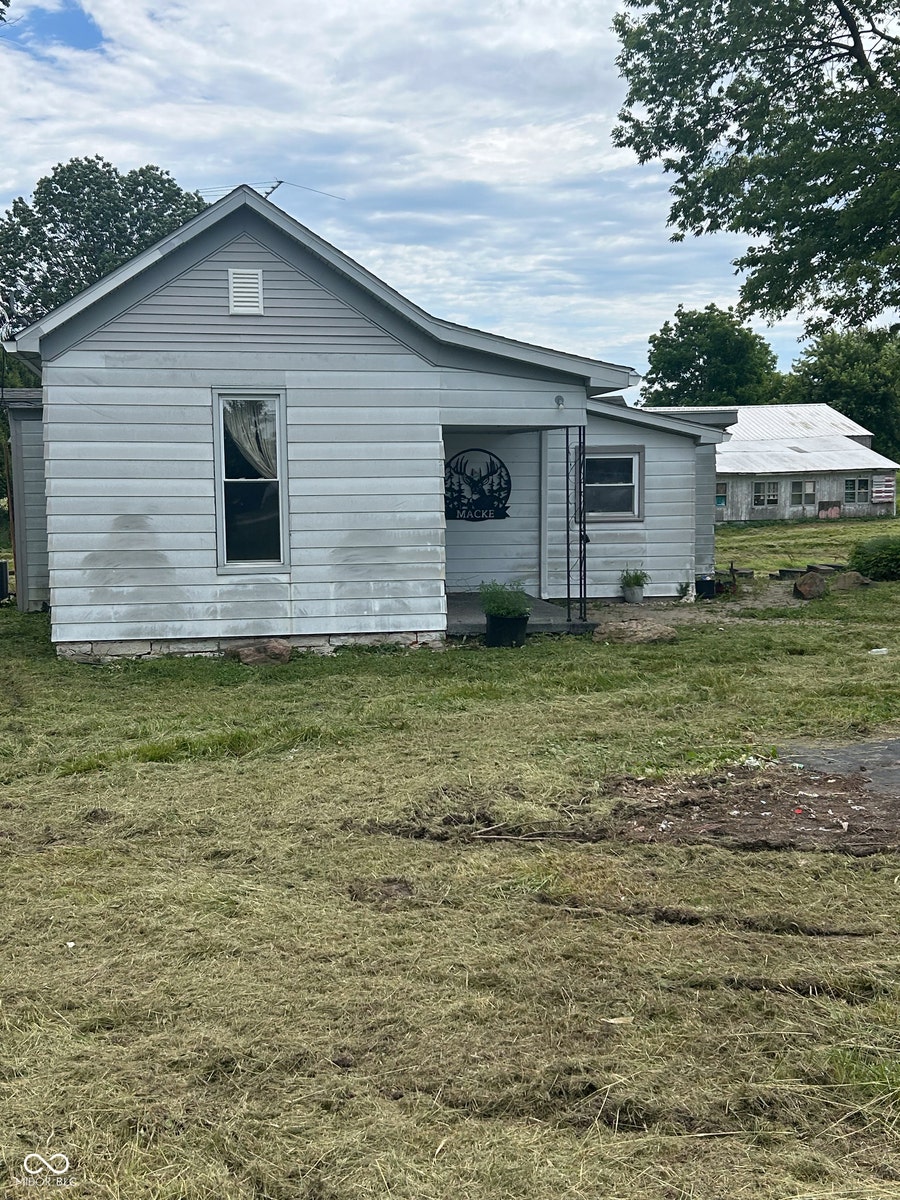 Property photo for 5344 N County Road 700 W, Saint Paul, IN