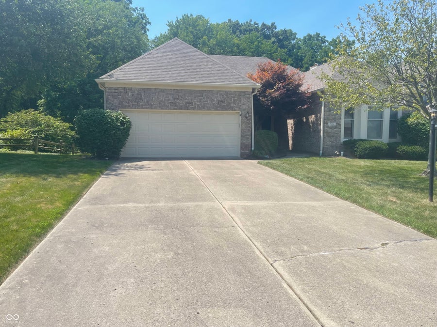 Property photo for 7126 Lakeside Woods Drive, Indianapolis, IN