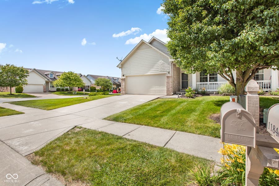 Property photo for 11842 E Dumfrees Court, Indianapolis, IN