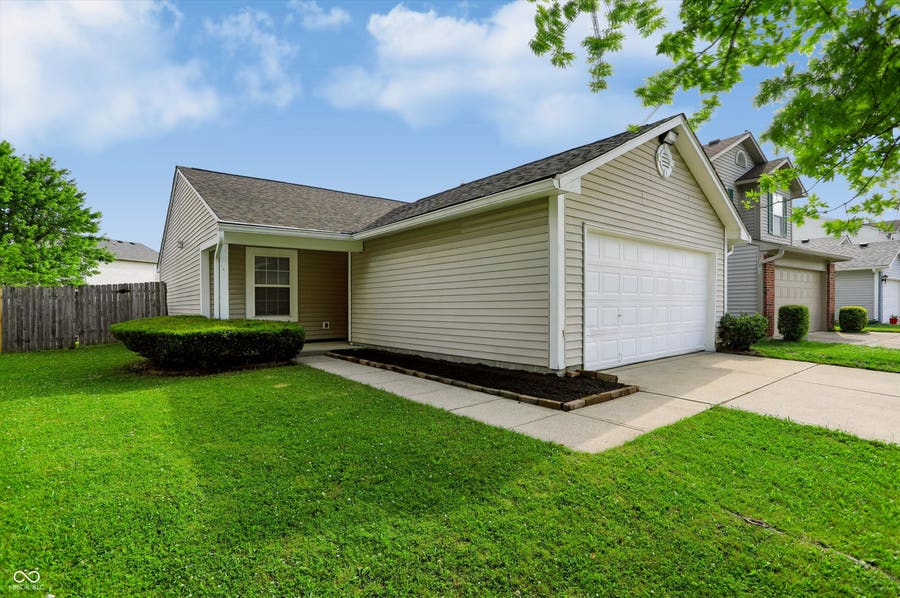 Property photo for 6648 Greendale Lane, Indianapolis, IN