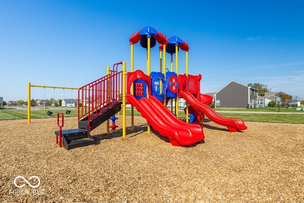 Twelve Oaks Community