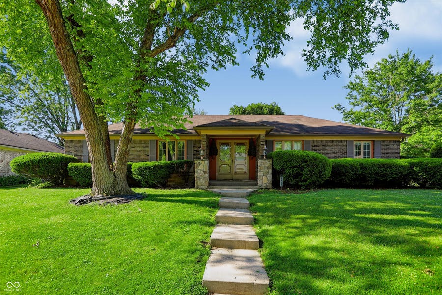 Property photo for 8831 Beckford Drive, Indianapolis, IN
