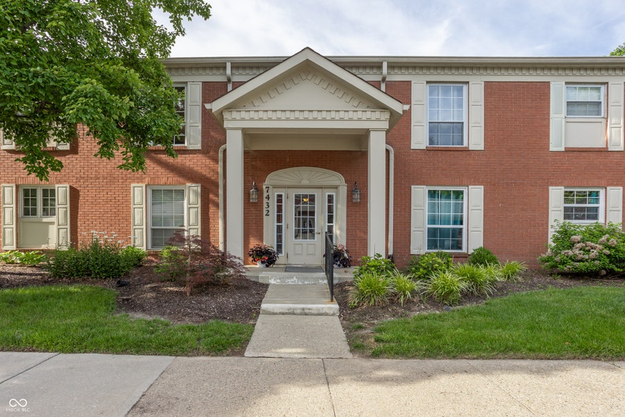 Property photo for 7432 Lions Head Drive, Indianapolis, IN