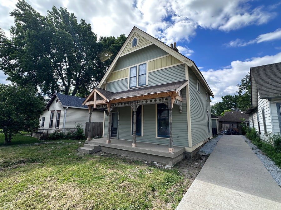 Property photo for 907 Woodlawn Avenue, Indianapolis, IN