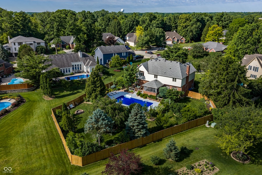 Property photo for 21185 Bayhill Court, Noblesville, IN