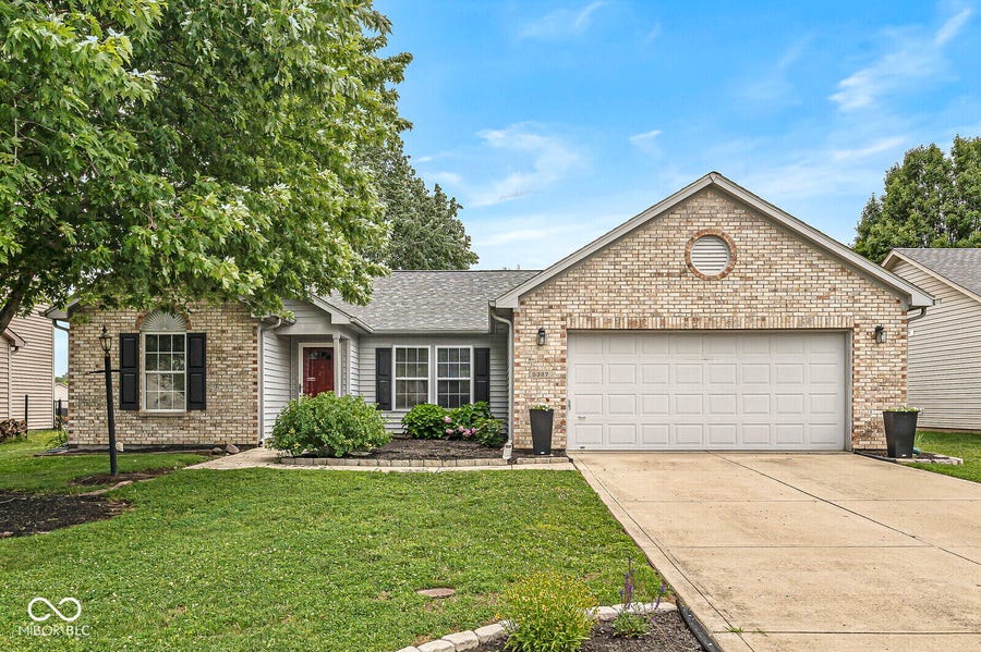 Property photo for 5327 Twin Bridge Boulevard, Indianapolis, IN