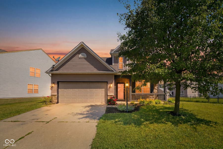 Property photo for 9704 Gull Lake Drive, Indianapolis, IN