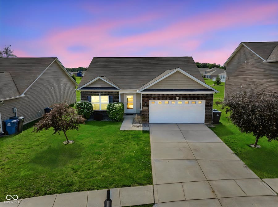 Property photo for 6124 Emerald Commons Drive, Indianapolis, IN