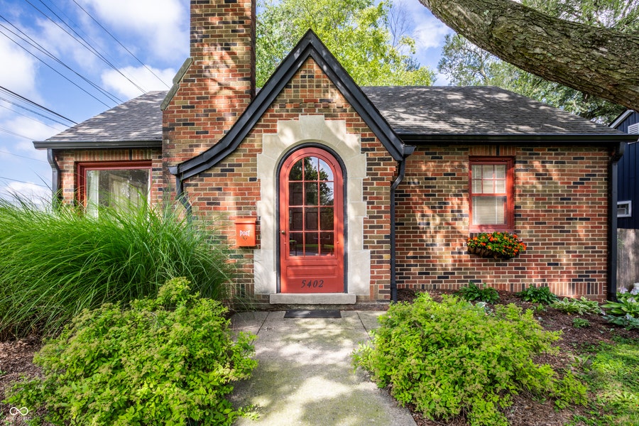 Property photo for 5402 Rosslyn Avenue, Indianapolis, IN