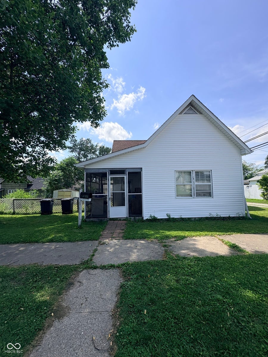 Property photo for 214 S 10th Street, Elwood, IN