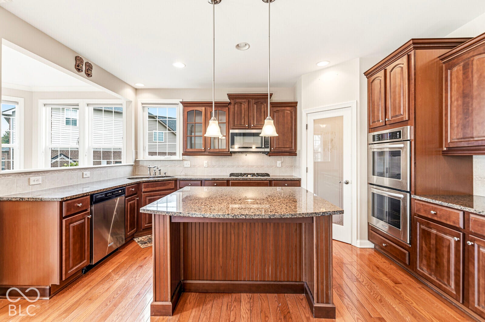 10527 Serra Vista Point, Fishers, IN 46040