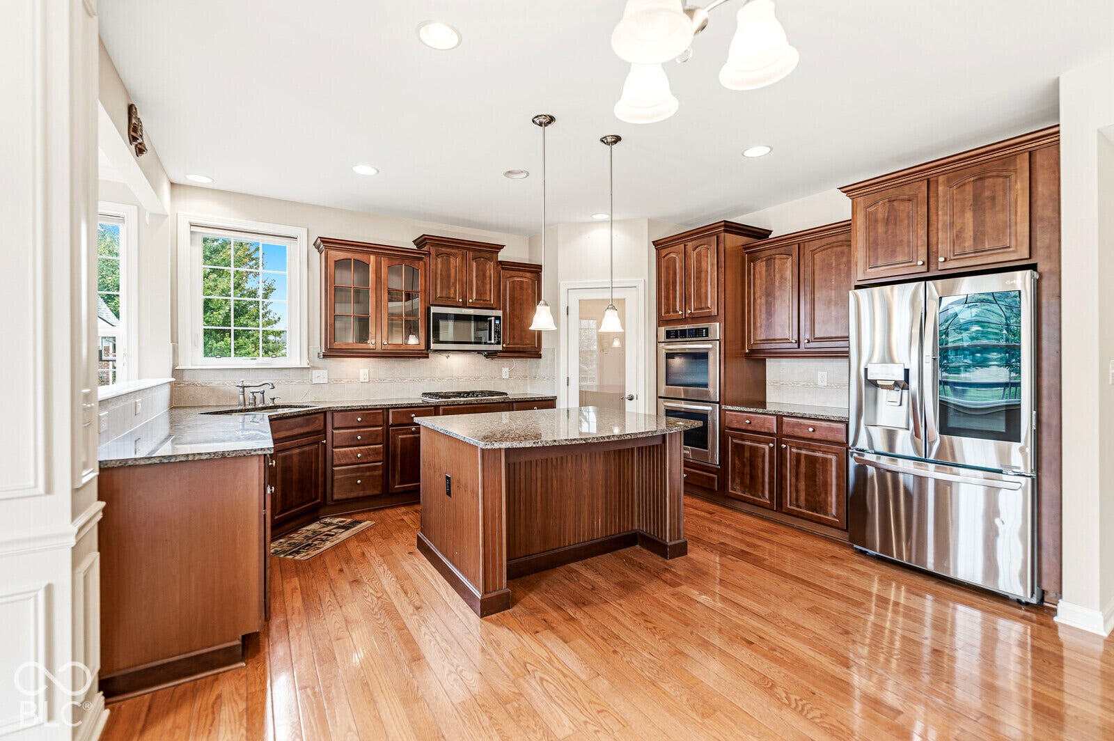 10527 Serra Vista Point, Fishers, IN 46040