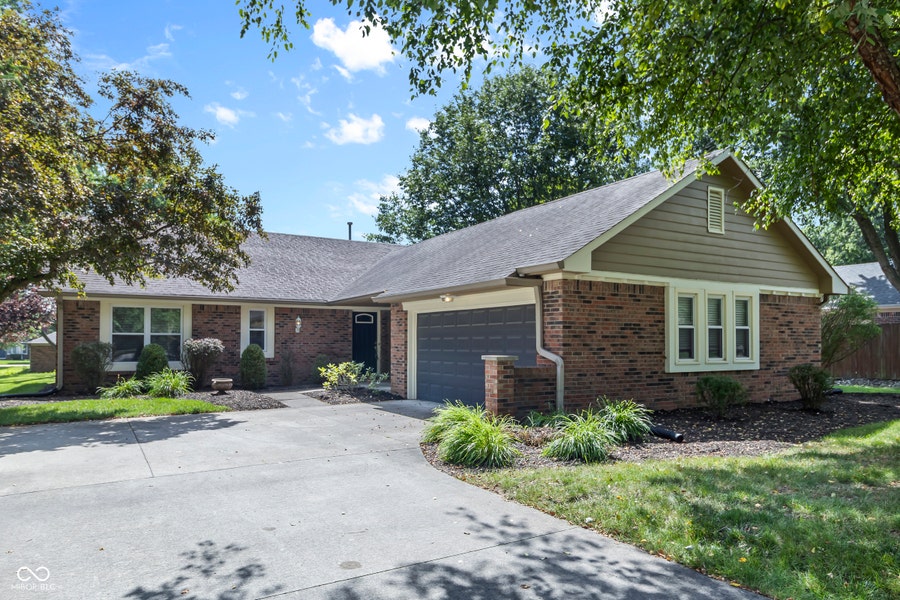 Property photo for 13953 Oak Ridge Road, Carmel, IN