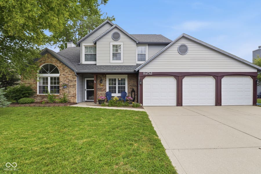 Property photo for 8252 Portside, Avon, IN