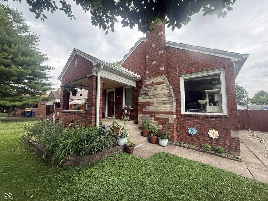 Property photo for 1109 N Downey Avenue, Indianapolis, IN