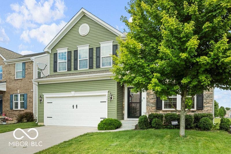 Property photo for 761 Reunion Lane, Greenwood, IN