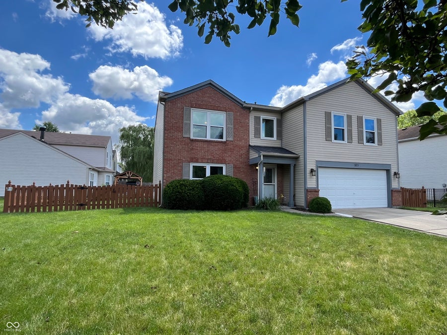 Property photo for 825 Yellowwood Drive, Greenwood, IN