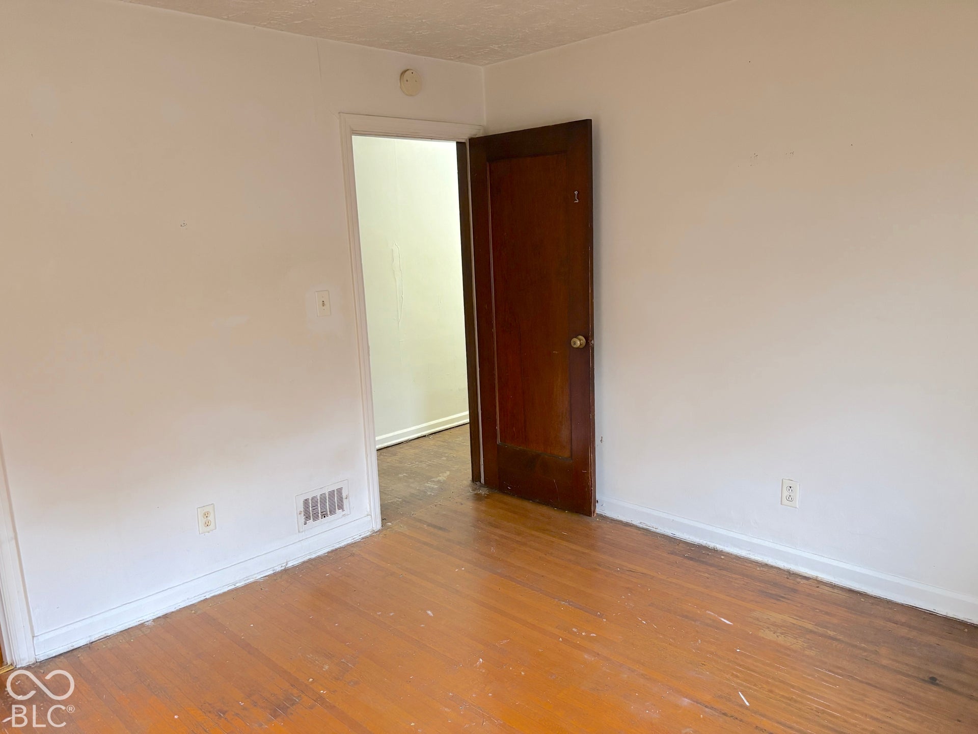 1029 E Tabor Street, Indianapolis, IN 46203 1029 E Tabor Street, Indianapolis, IN 46203