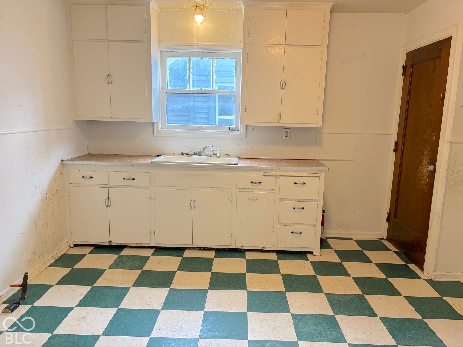1029 E Tabor Street, Indianapolis, IN 46203 1029 E Tabor Street, Indianapolis, IN 46203