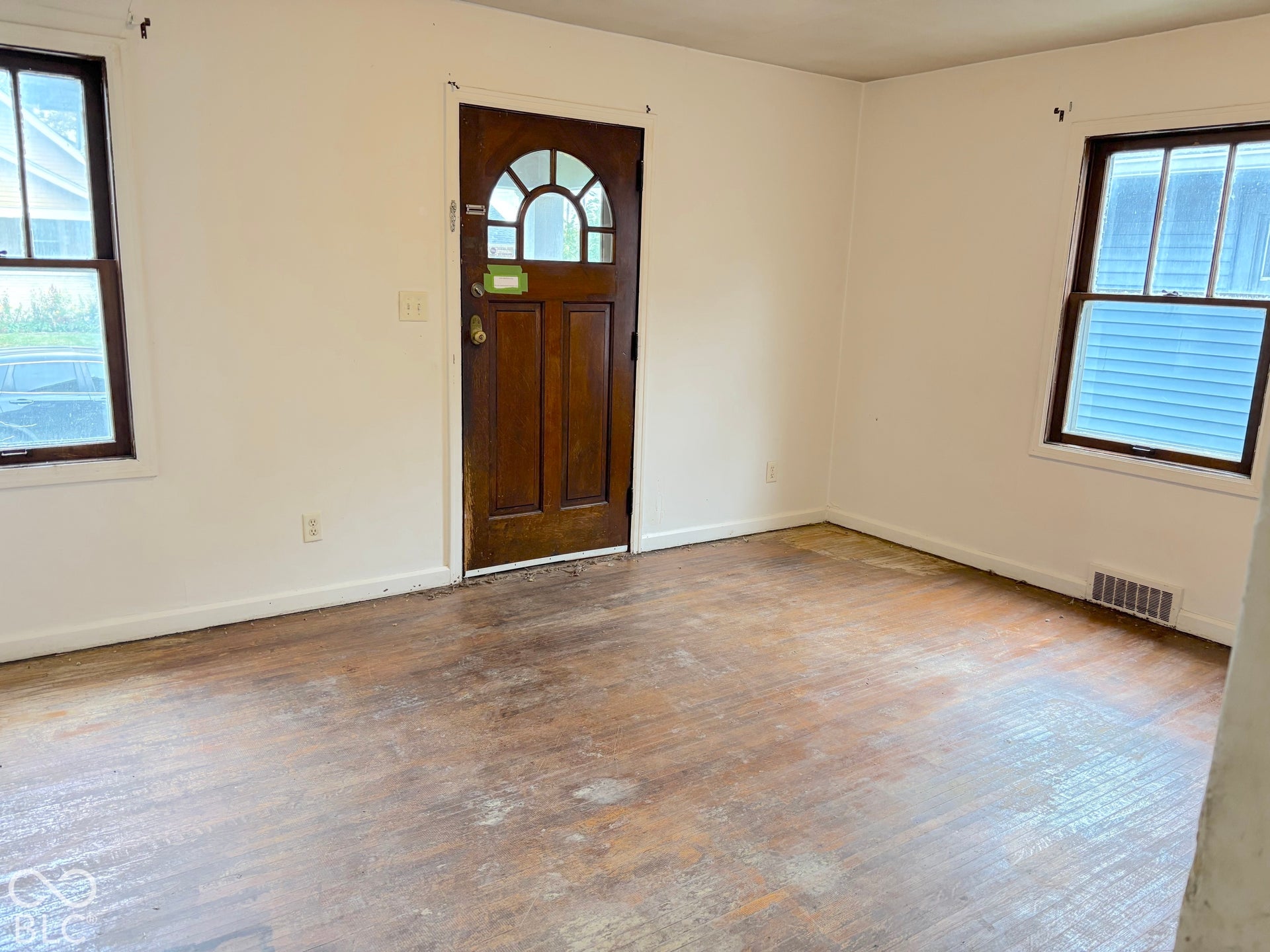1029 E Tabor Street, Indianapolis, IN 46203 1029 E Tabor Street, Indianapolis, IN 46203