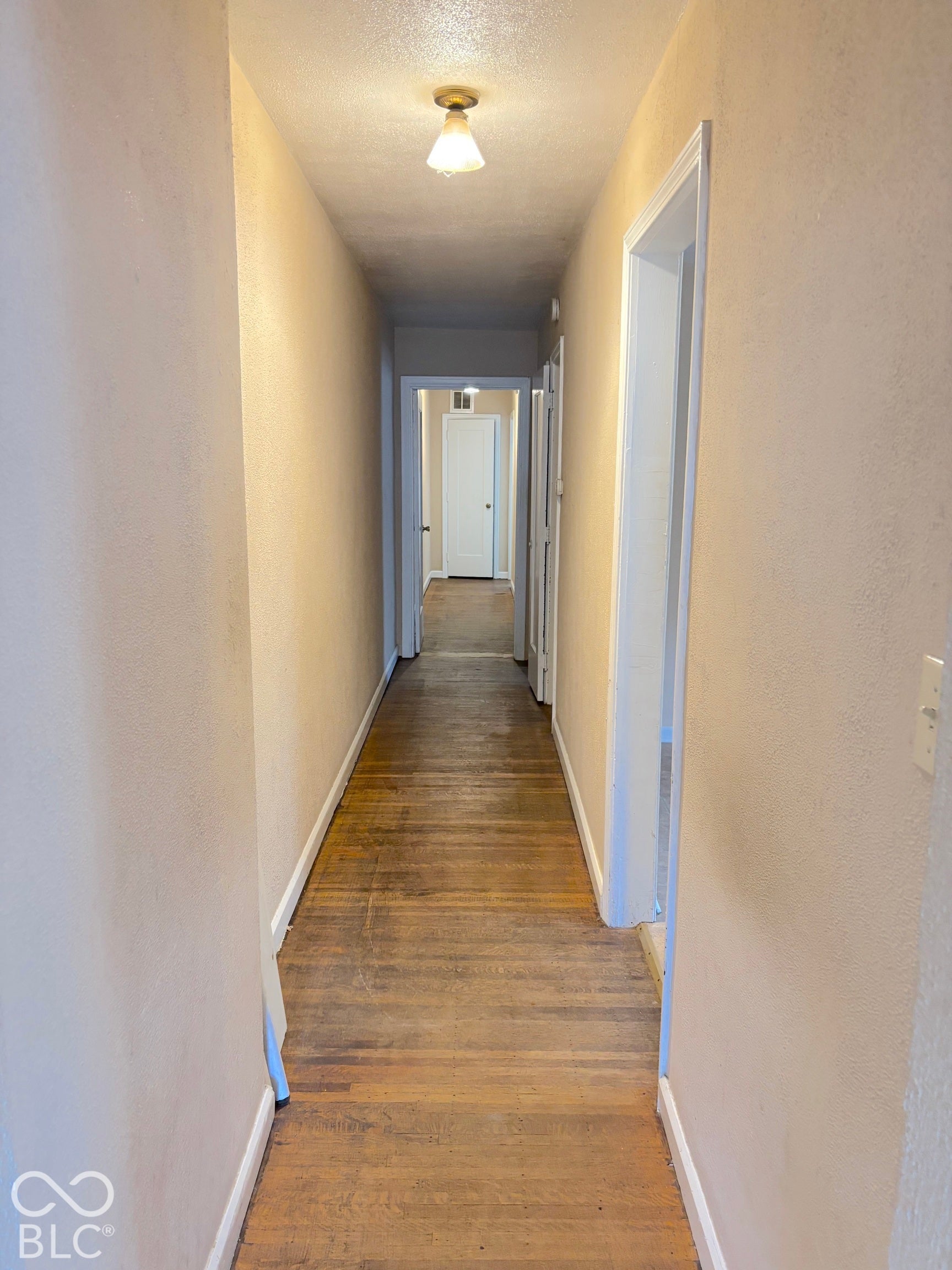 1029 E Tabor Street, Indianapolis, IN 46203 1029 E Tabor Street, Indianapolis, IN 46203
