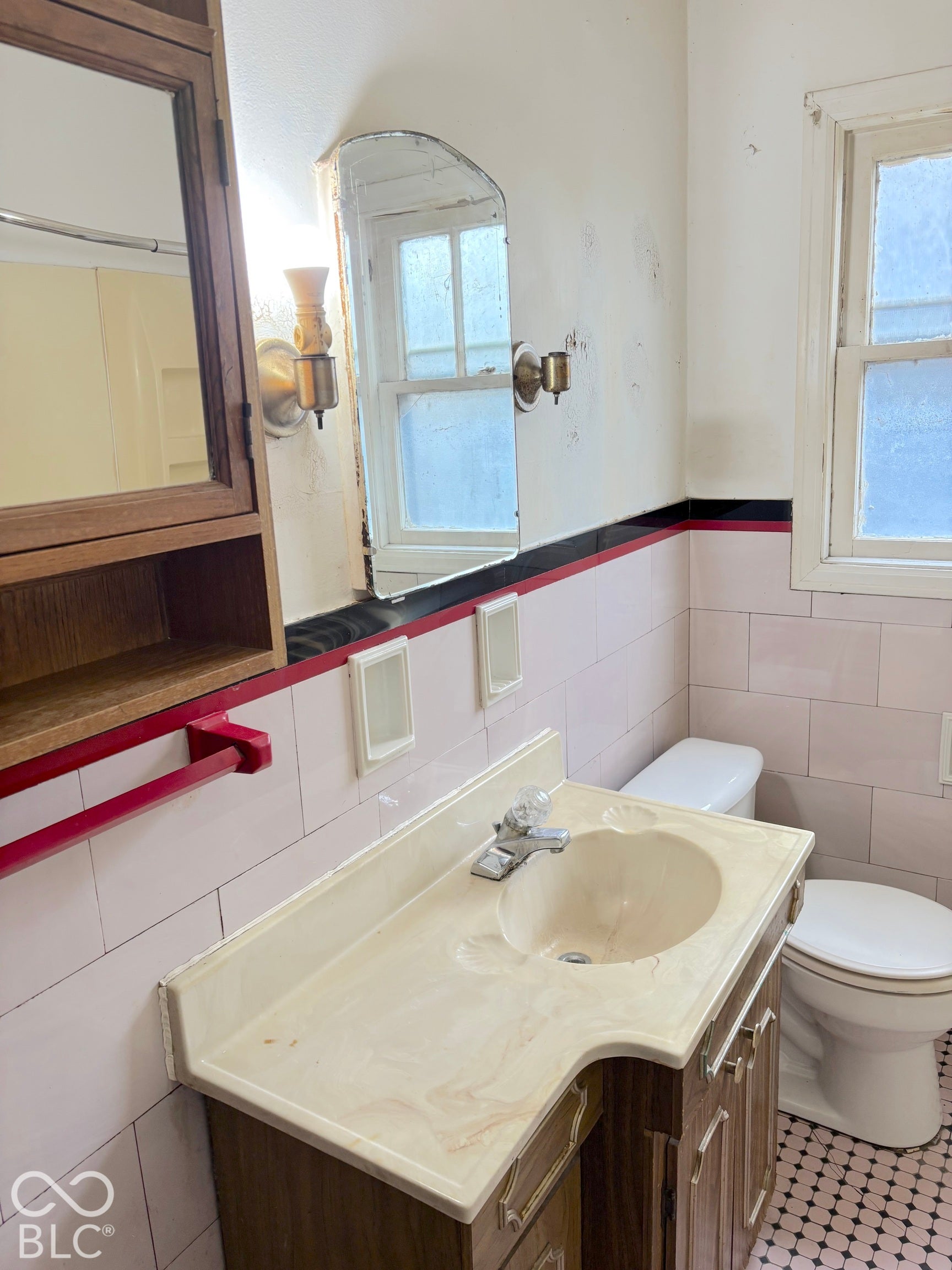 1029 E Tabor Street, Indianapolis, IN 46203 1029 E Tabor Street, Indianapolis, IN 46203