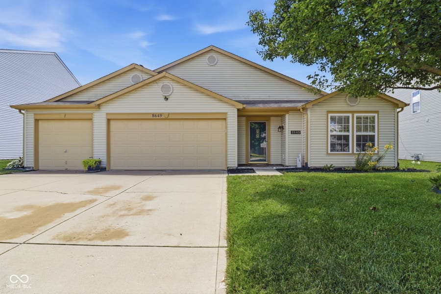 Property photo for 8649 Liberty Mills Drive, Indianapolis, IN