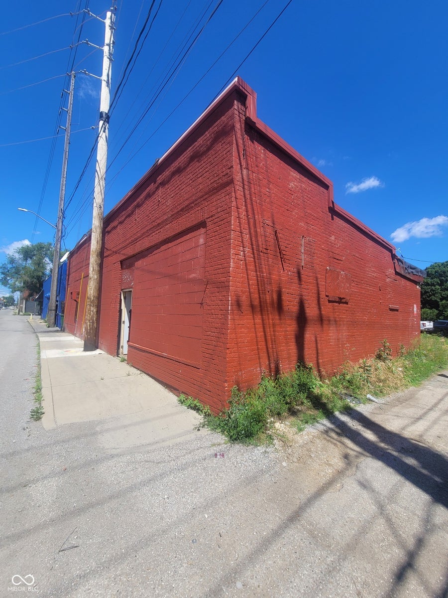 Property photo for 512 E 30th Street, Indianapolis, IN