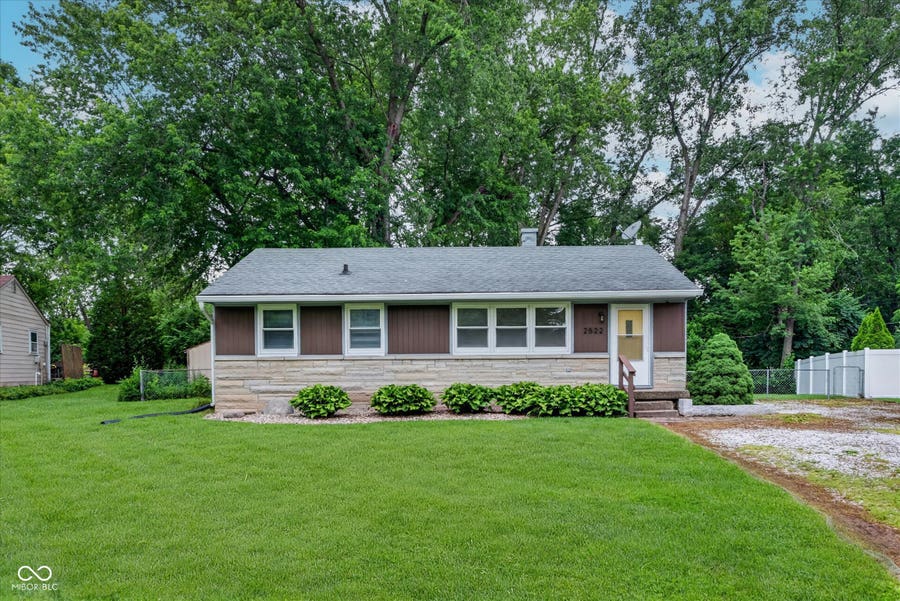 Property photo for 2522 Parr Drive, Indianapolis, IN