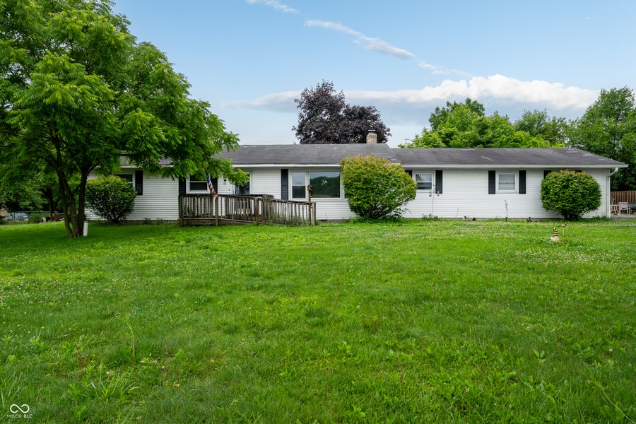 Property photo for 1647 N County Road 425 E, Avon, IN