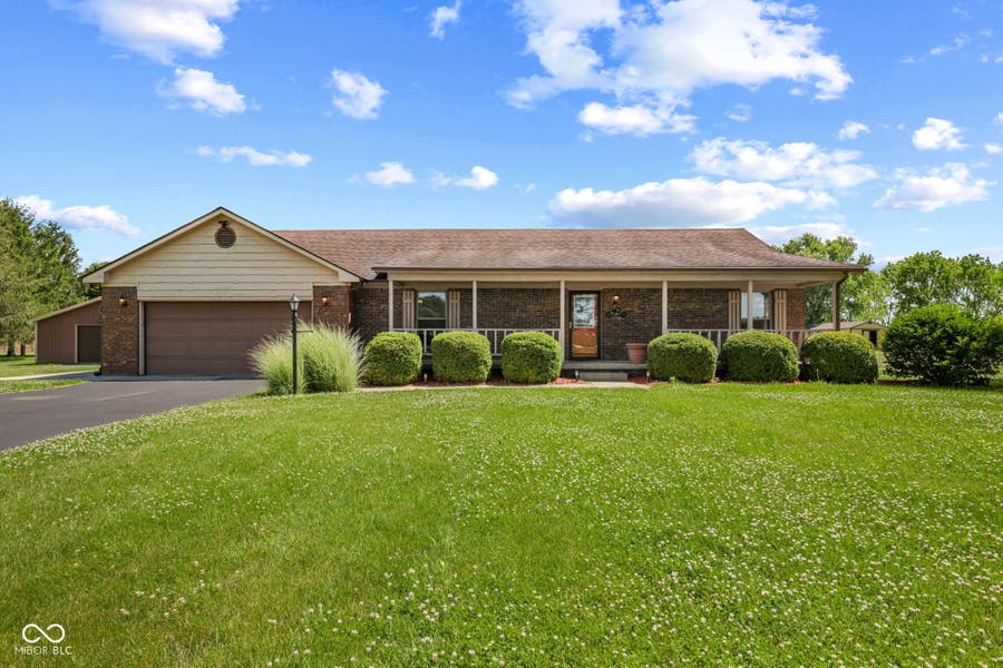 Property photo for 2945 E 200 S, Franklin, IN