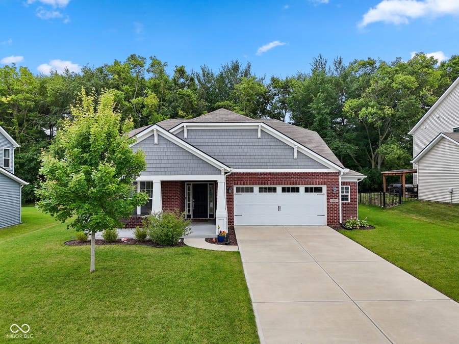 Property photo for 5691 Grosbeak Drive, Greenwood, IN