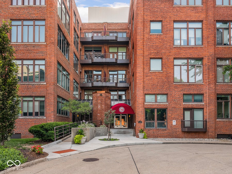 Property photo for 430 N Park Avenue, Indianapolis, IN