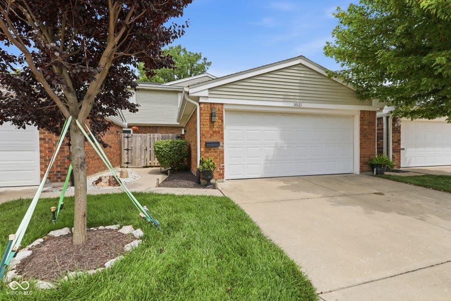 Property photo for 5521 Vin Rose Lane, Indianapolis, IN