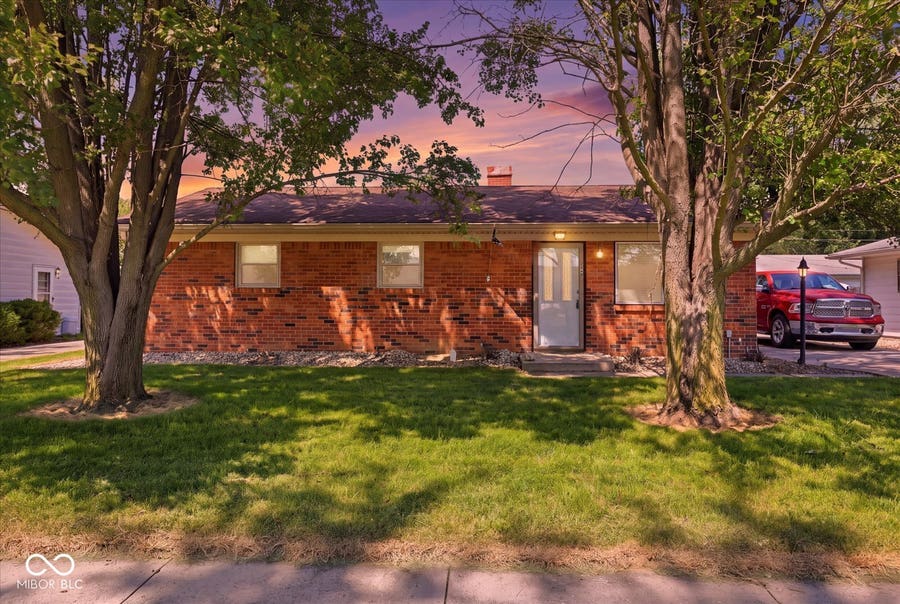 Property photo for 1126 Crestmoor Drive, Shelbyville, IN