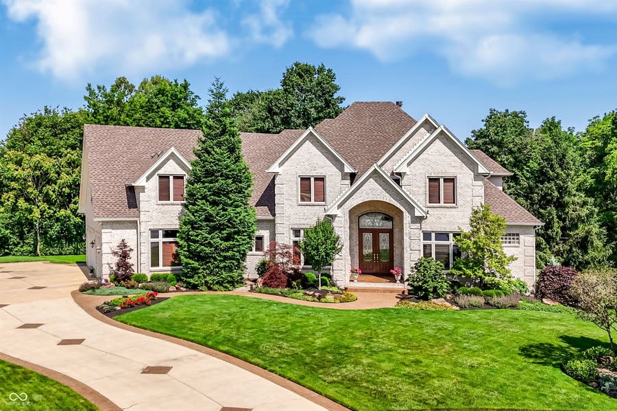 Property photo for 2840 Camberly Court, Greenwood, IN