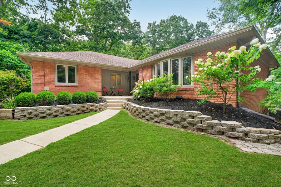 Property photo for 9226 Gleannloch Drive, Indianapolis, IN