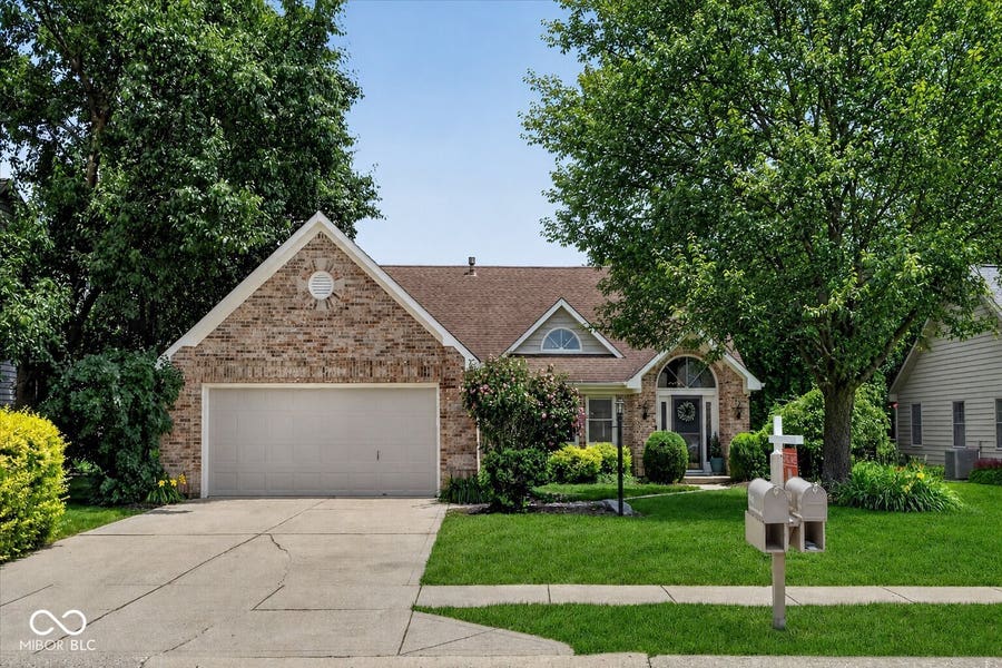 Property photo for 11501 Woodview East Drive, Carmel, IN