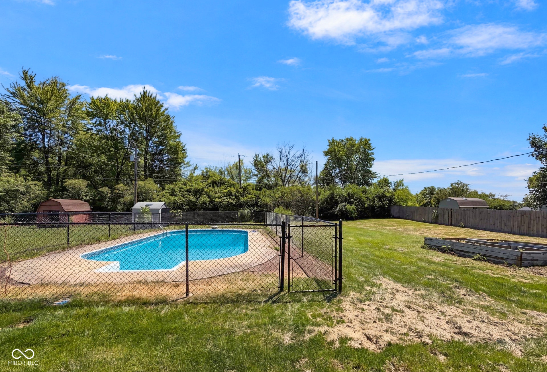 2883 S Wollenweber Road, New Palestine, IN 46163