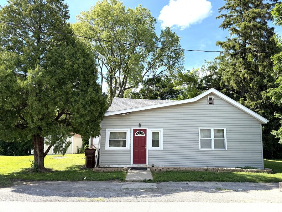Property photo for 114 E Green Street, Waveland, IN