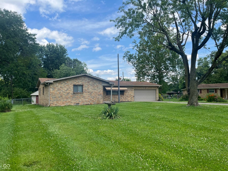 Property photo for 4221 Solun Road, Indianapolis, IN