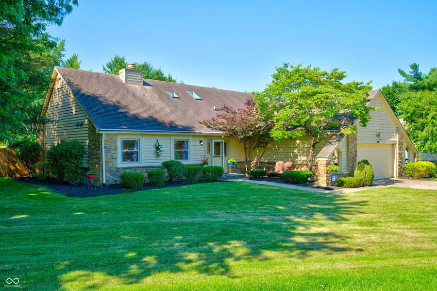 Property photo for 633 Echo Circle, Greenwood, IN