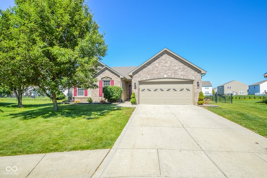 Property photo for 10502 Mallard Glen Court, Indianapolis, IN