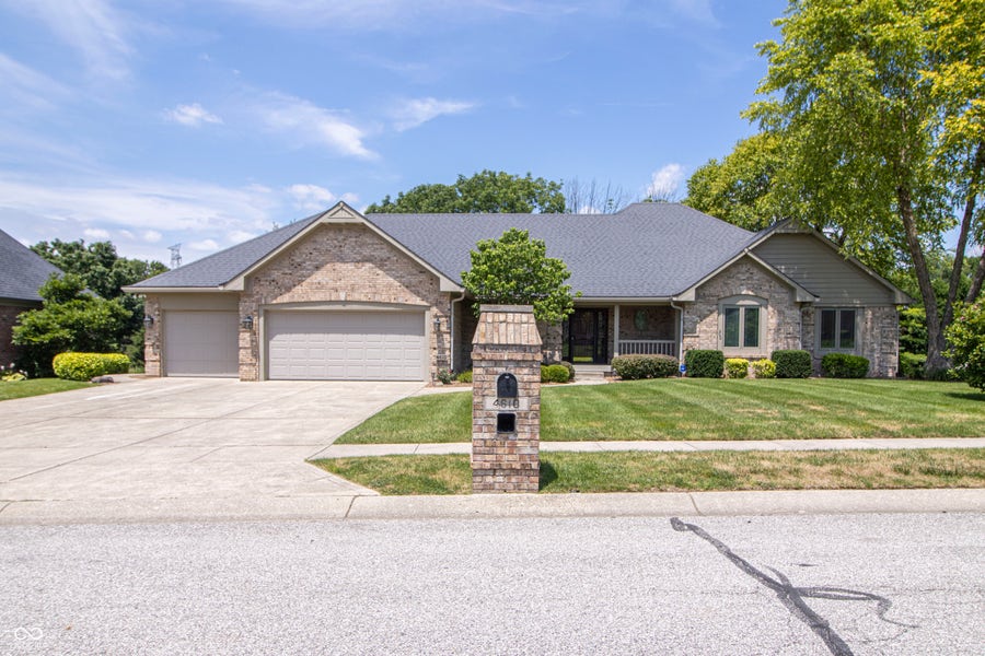 Property photo for 4610 Fox Moor Place, Greenwood, IN